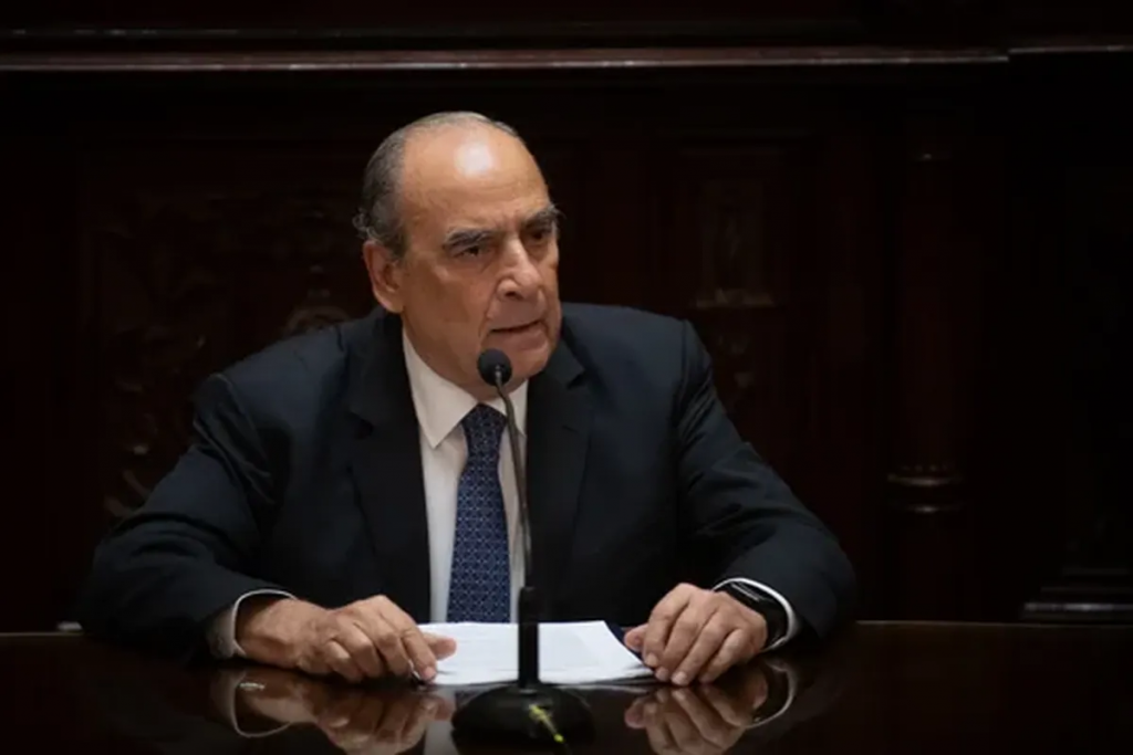 Francos destacó que el Gobierno pudo desarmar un 