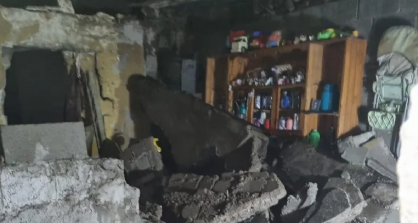 Derrumbe fatal en Córdoba: un muerto y dos niños graves