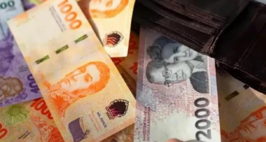 Empleados estatales: comienza el pago del 20%