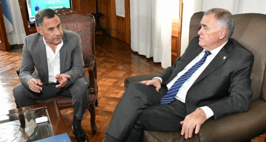 El Gobierno evalúa el pago de una suma extra a estatales
