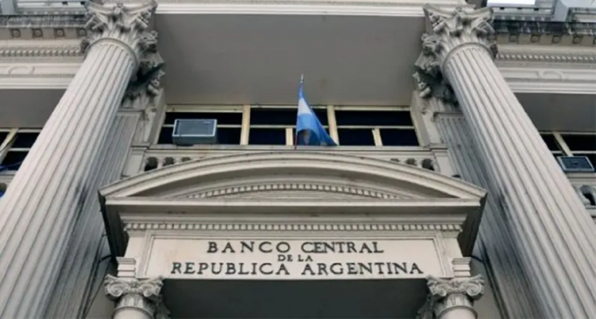 El Banco Central vuelve a bajar la tasa de interés al 32%